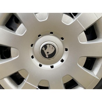 Наклейки на диски 60мм 8932A (4 шт) для Тюнінг Skoda