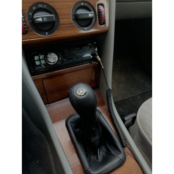 Чехол с ручкой КПП кожа для Mercedes E-сlass W124 1984-1997 гг
