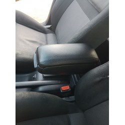 Подлокотник (в подстаканник) для Volkswagen Golf 4
