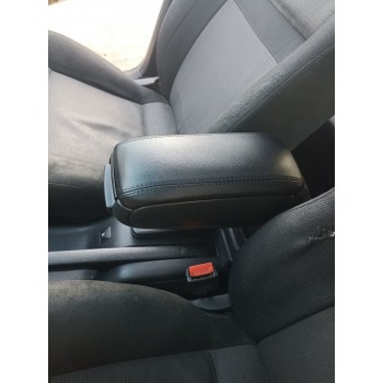 Подлокотник (в подстаканник) для Volkswagen Golf 4