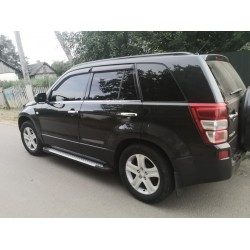 Боковые пороги Allmond Grey (2 шт, алюм) для Suzuki Grand Vitara 2005-2017 гг