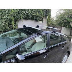 Перемычки на гладкую крышу (2 шт, Asaf V4) для Toyota Prius 2009-2015 гг