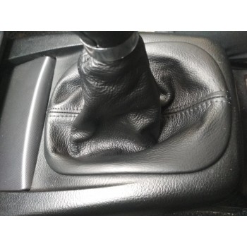 Чехол КПП (кожа) для Volkswagen Passat B5 1997-2005 гг