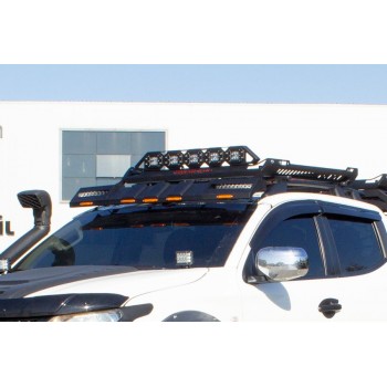 Козырек лобового стекла (LED) для Nissan Navara/NP300 2016- гг
