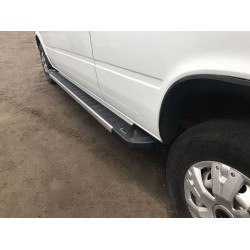 Боковые пороги RedLine V1 (2 шт., алюминий) Длинная база для Mercedes Sprinter W901/902/903/904/905 1995-2006 гг