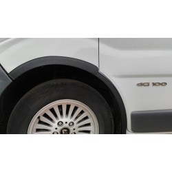Накладки на колесные арки (4 шт, черные) 2007-2015, Черный металл для Nissan Primastar