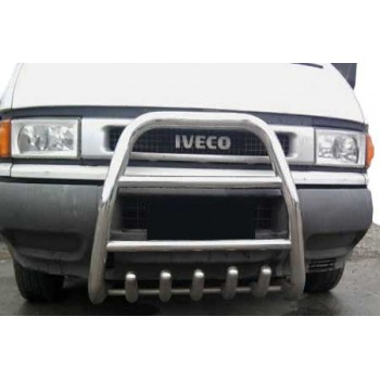 Кенгурятник QT007 для Iveco Daily 1999-2006 рр Кенгурятник QT007 для Iveco Daily 1999-2006 рр